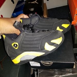 Jordan thunder 14s